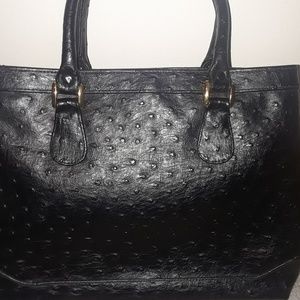 Bueno Black Purse